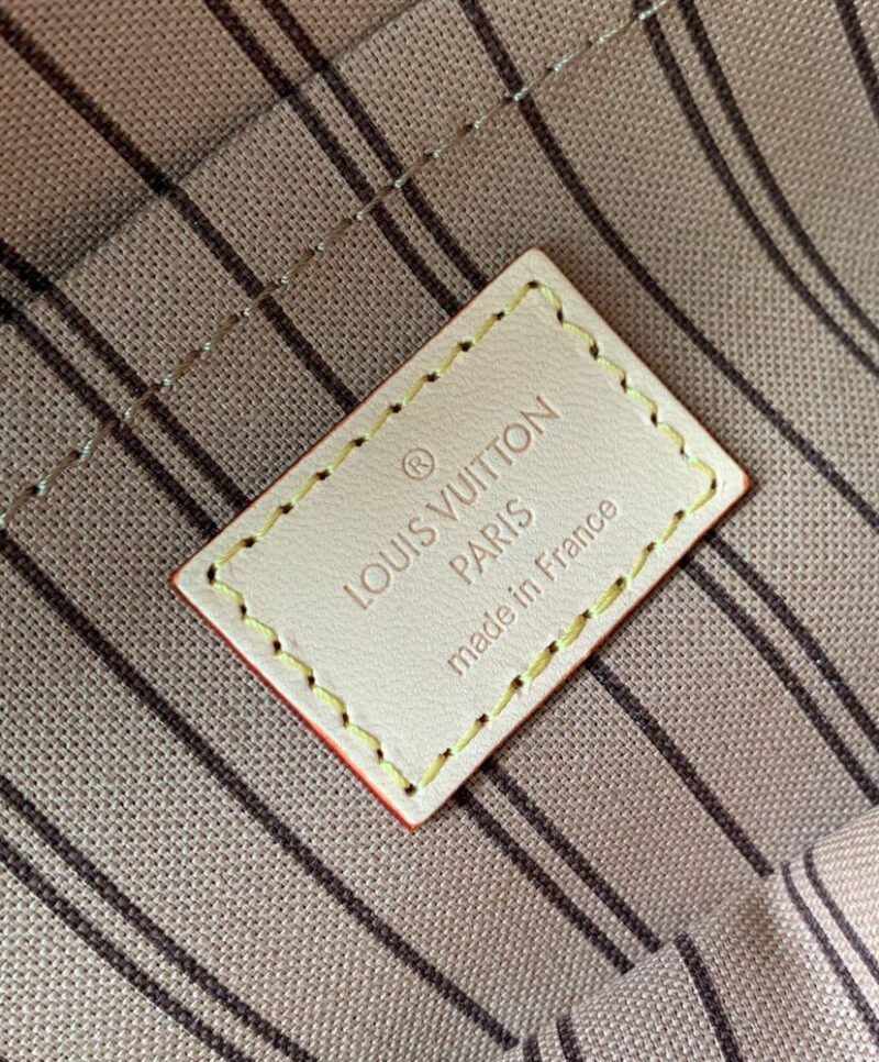 Louis Vuitton Piano M12095 Brown